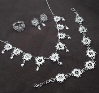 Flower Model w/Balls - Quartet Set