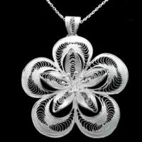 Flower Pendant Silver Necklace