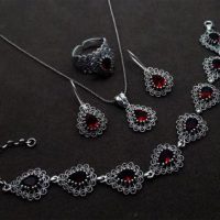 Pear Model w/Rubies - Quartet Set